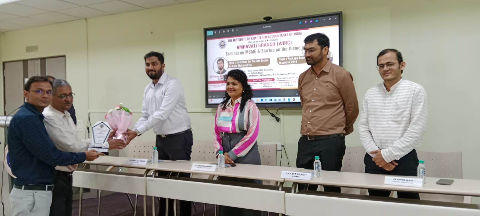 Speakers and members at the ICAI Amravati Branch sessions